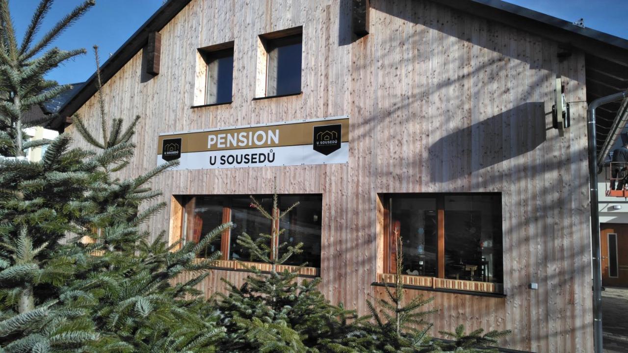 Pension A Restaurace U Sousedu ストラージュニー エクステリア 写真